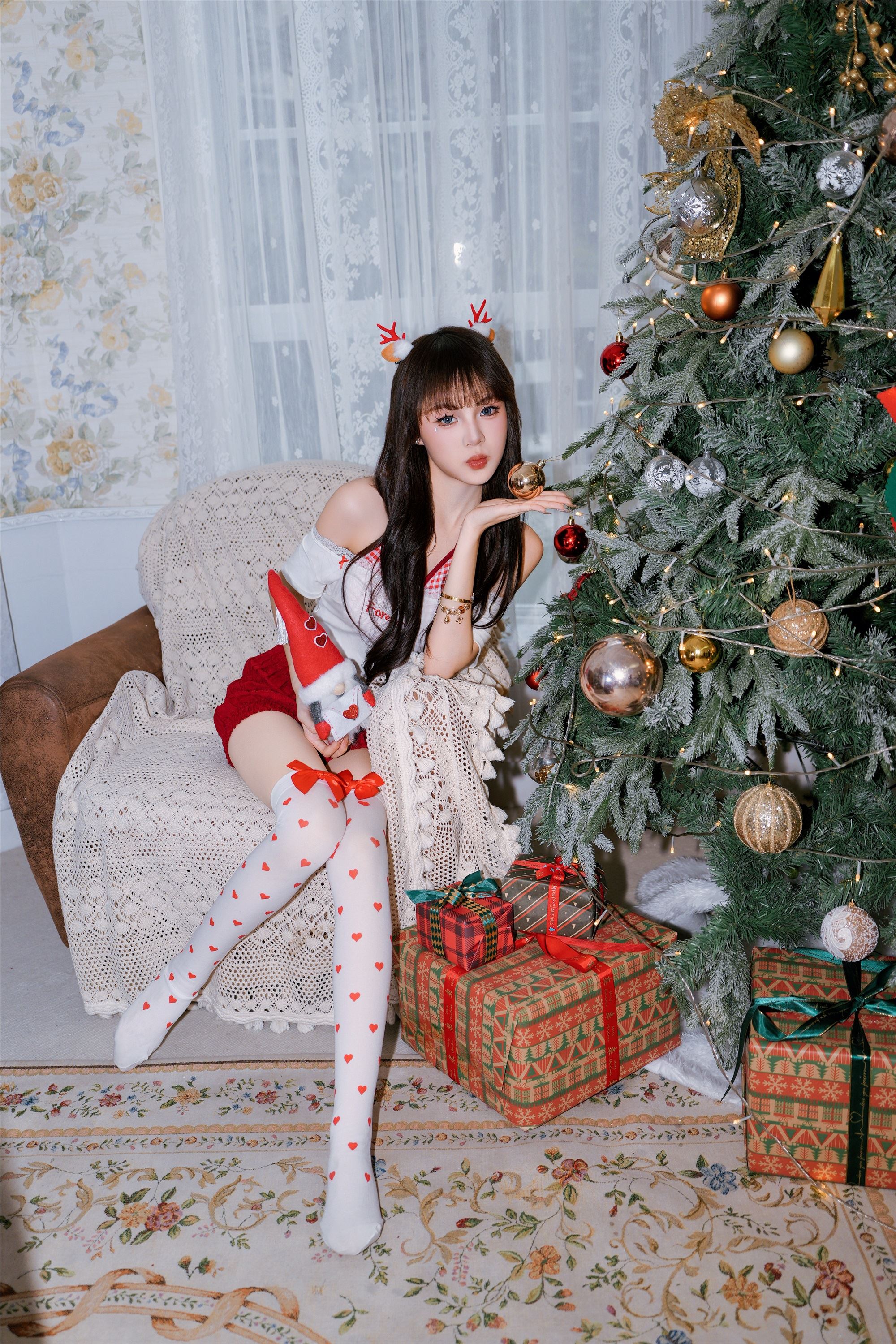 YITUYU艺图语 2025.02.07 圣诞双生花 妮可不妮可